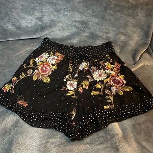 NWT — Francesca’s Floral High Waisted Shorts